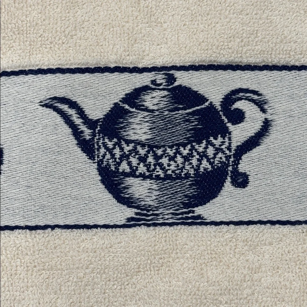 Kitchen Towel - Picture 2 of 5